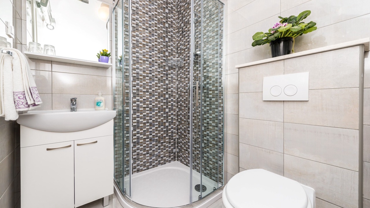 Photo of Bathroom in Popovici