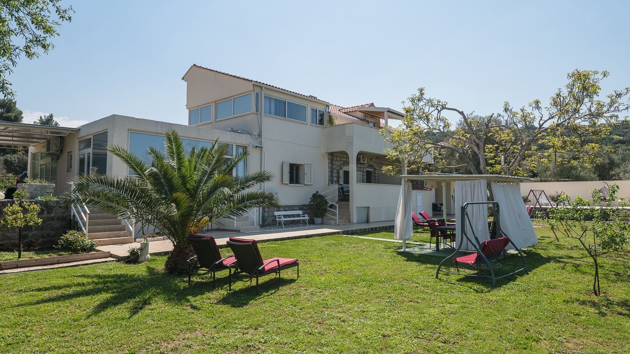 Photo of Outdoor in Babin Kuk