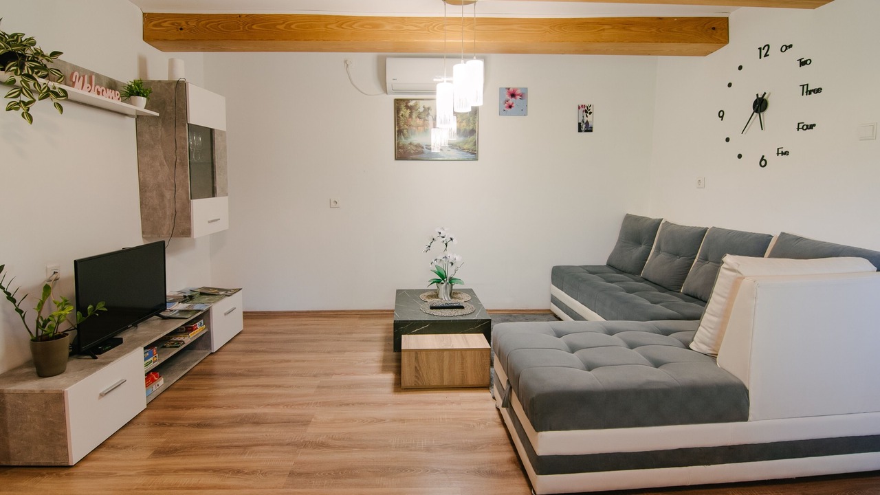 Photo of Livingroom in Tounj