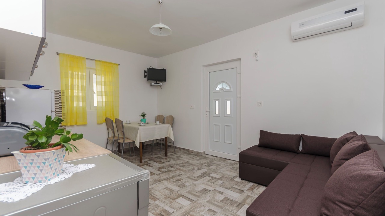 Photo of Livingroom in Tribunj