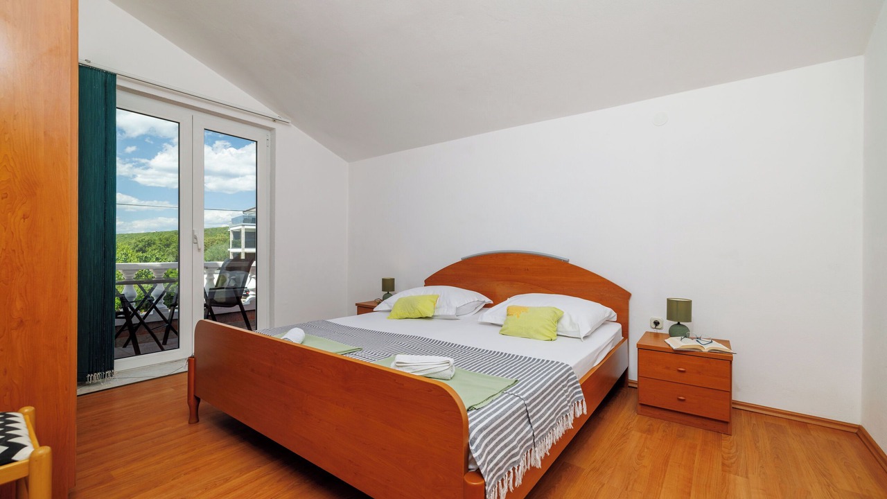 Photo of Bedroom in Punat