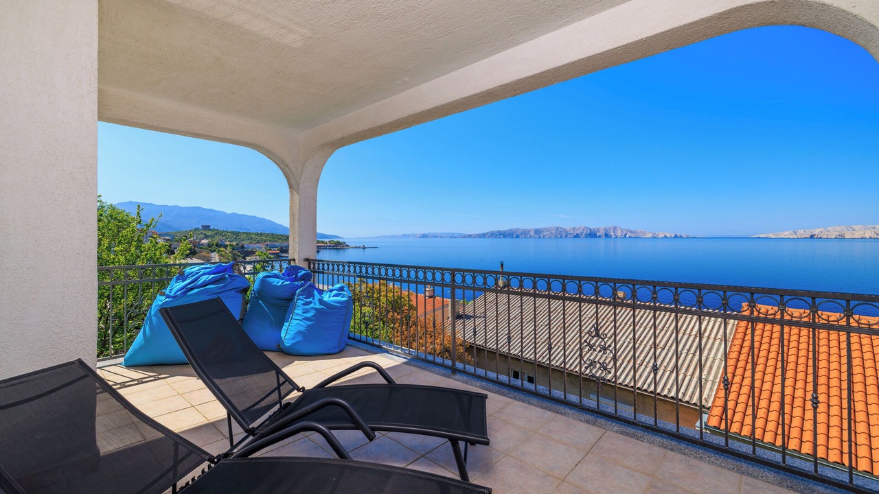 Photo of Patio Balcony in Vratarusa