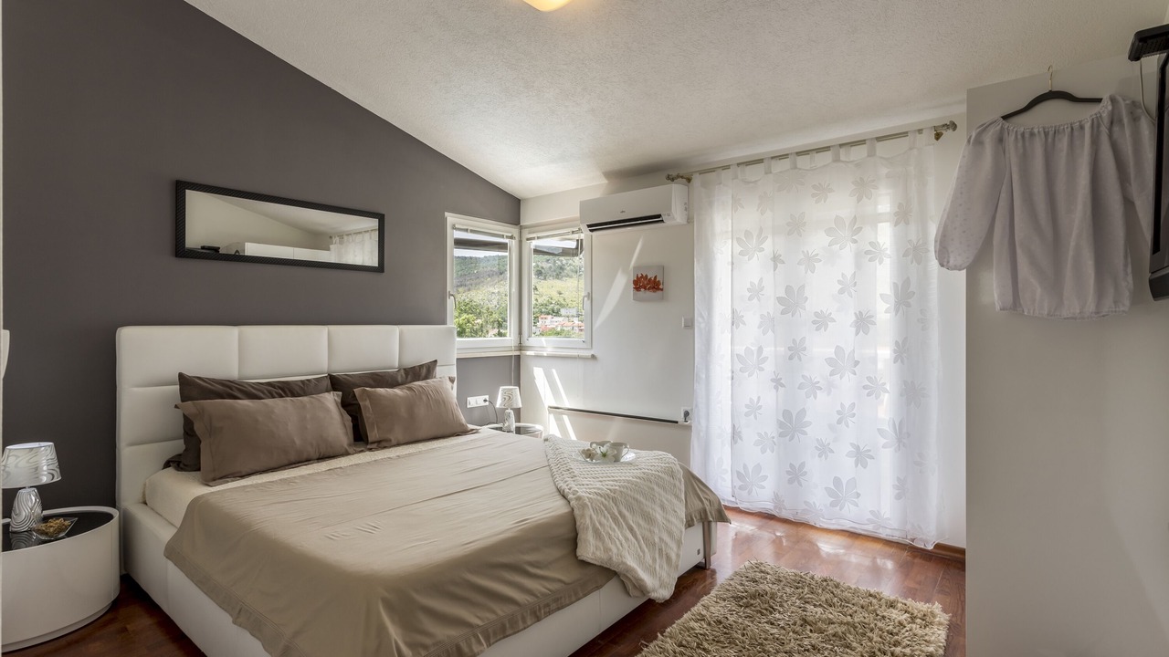 Photo of Bedroom in Srinjine