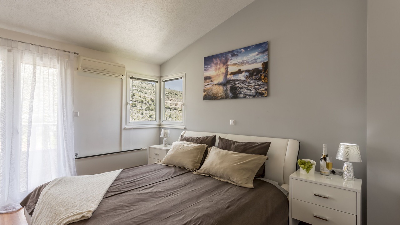 Photo of Bedroom in Srinjine