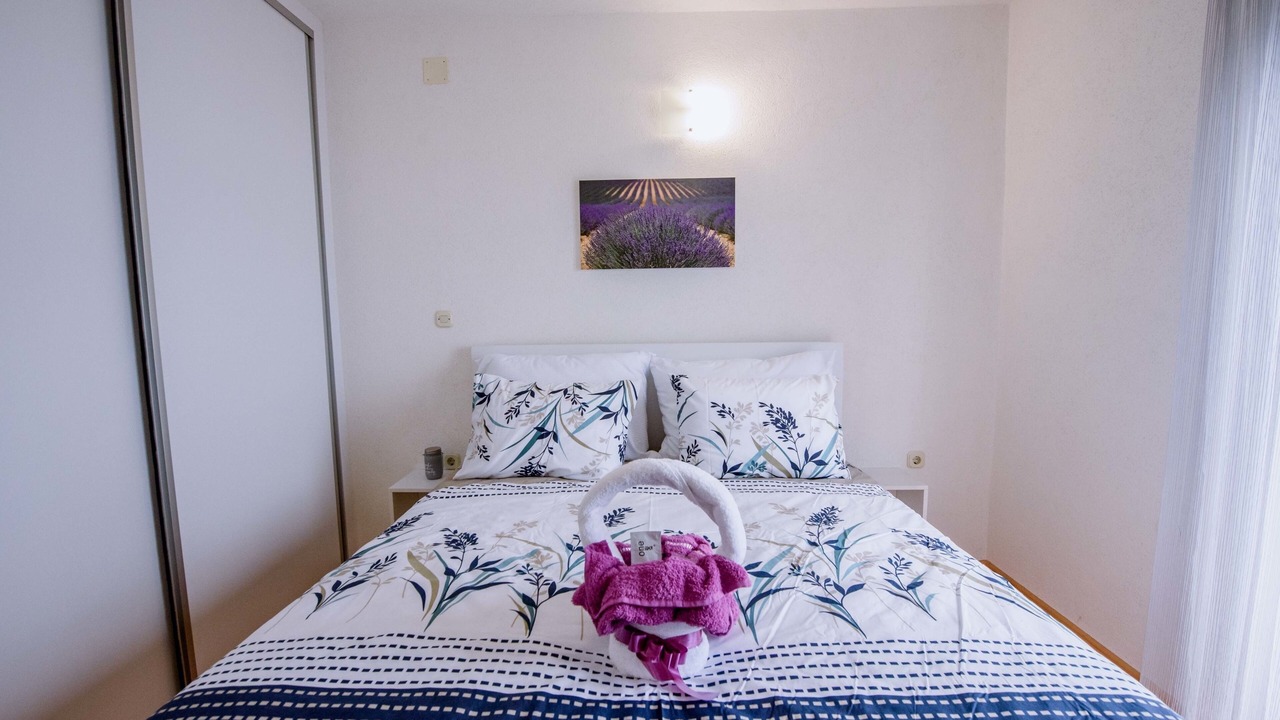 Photo of Bedroom in Brist