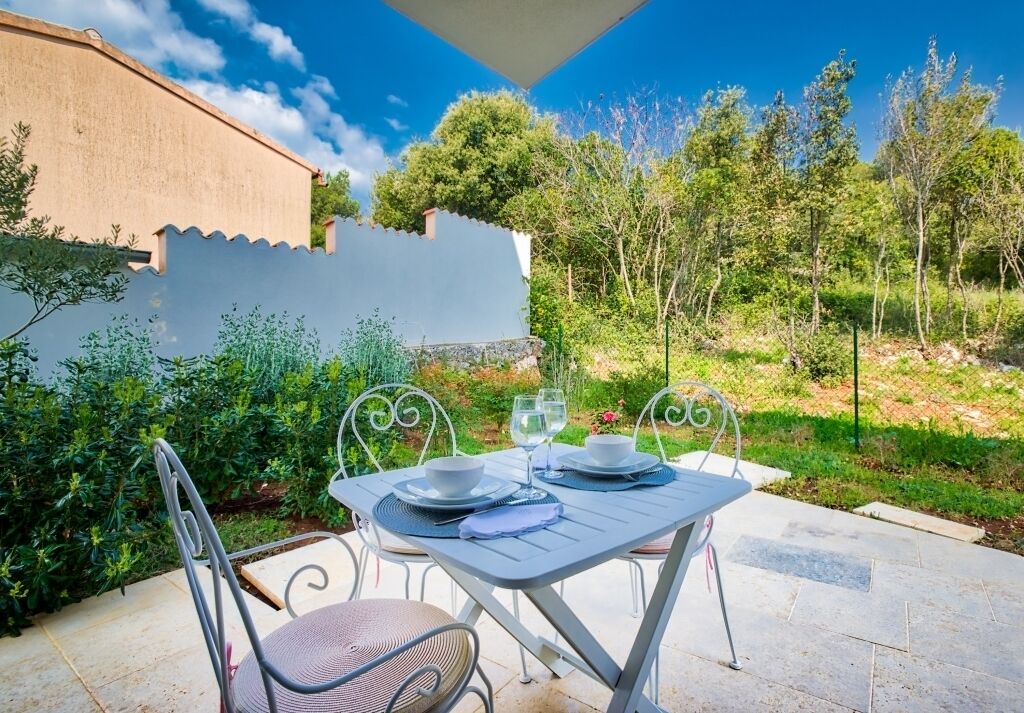 Photo of Outdoor in Borik