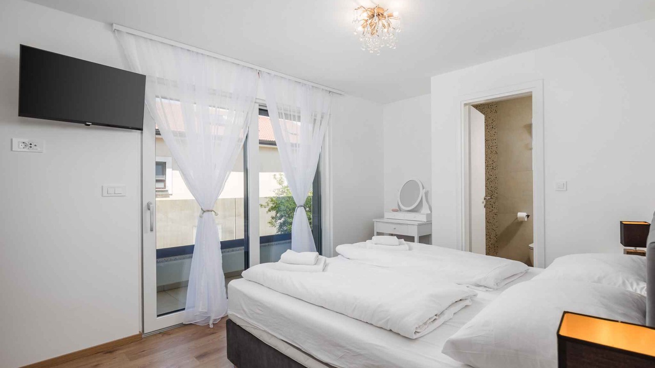 Photo of Bedroom in Vantacici
