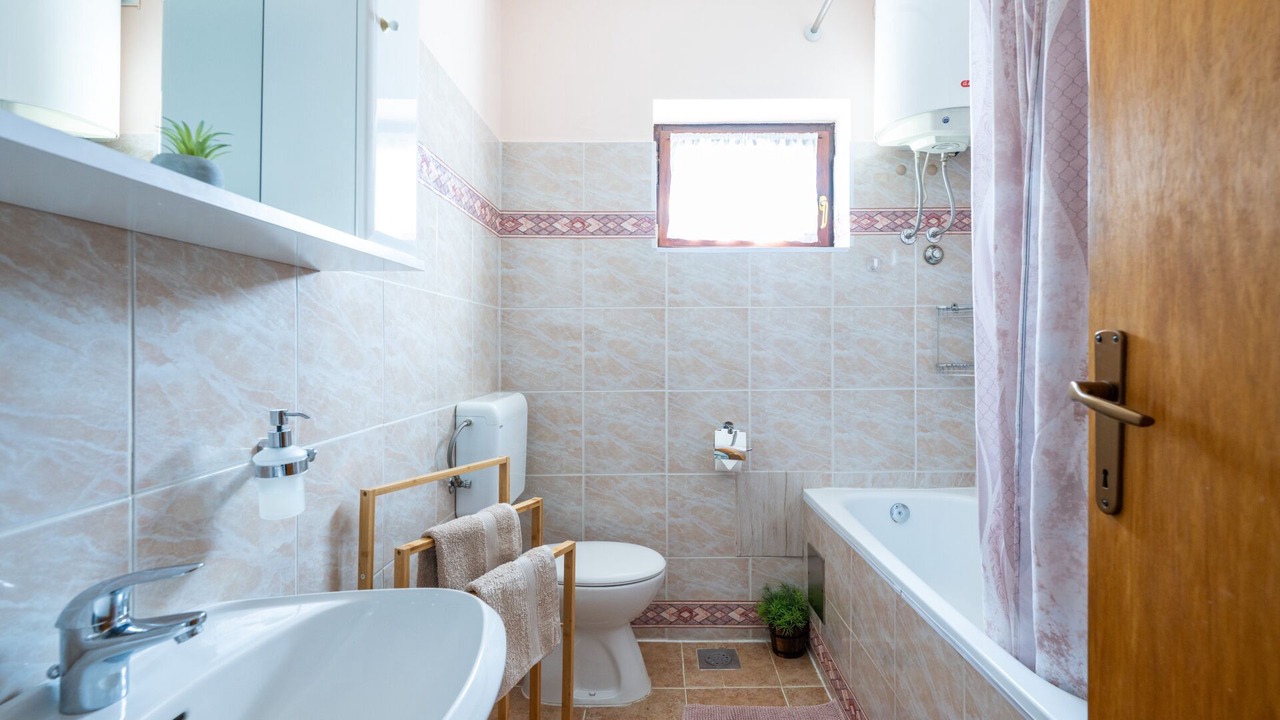 Photo of Bathroom in Sajini
