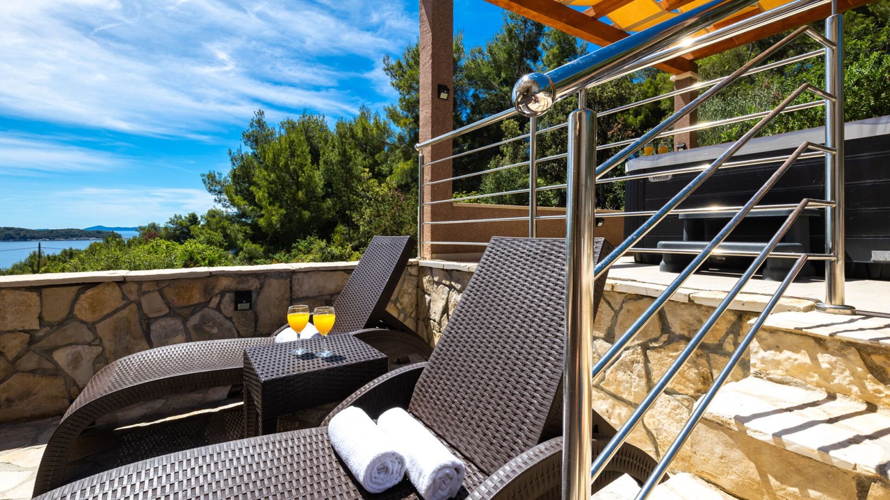 Photo of Patio Balcony in Blato