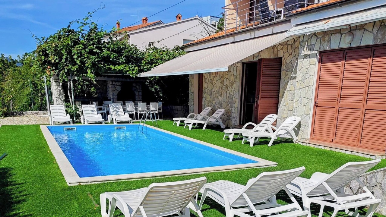 Photo of Outdoor in Sarsoni