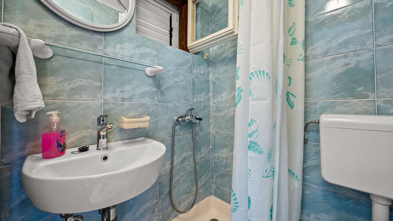 Photo of Bathroom in Suha Punta