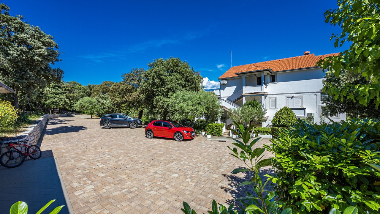 Photo of Outdoor in Suha Punta