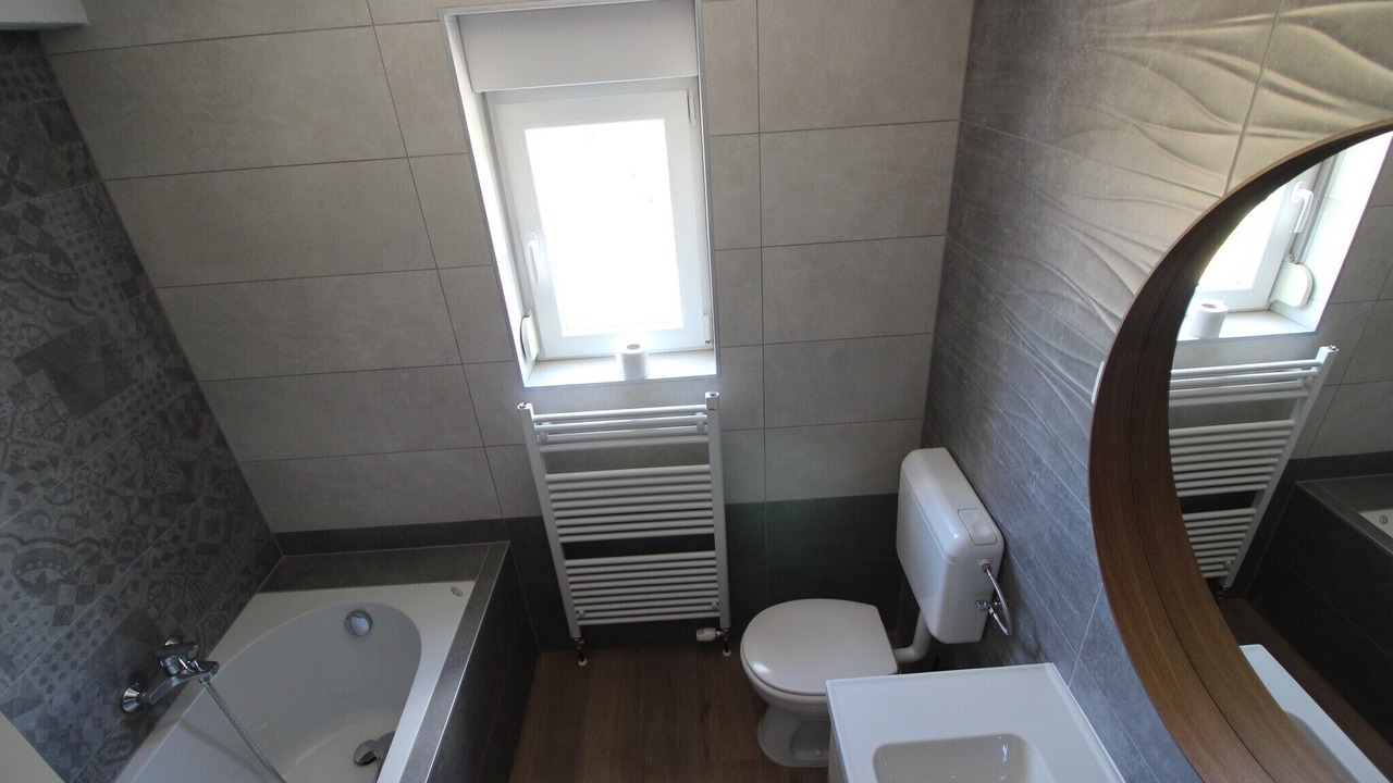 Photo of Bathroom in Seline
