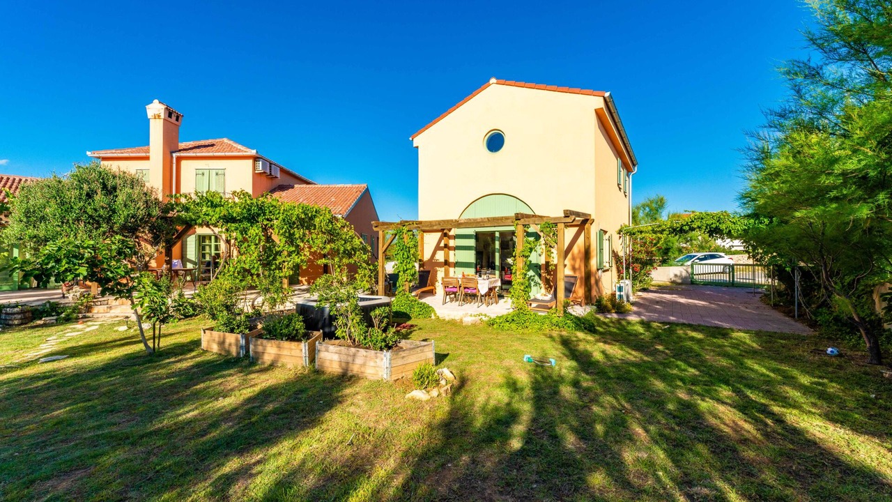 Photo of Outdoor in Razanac