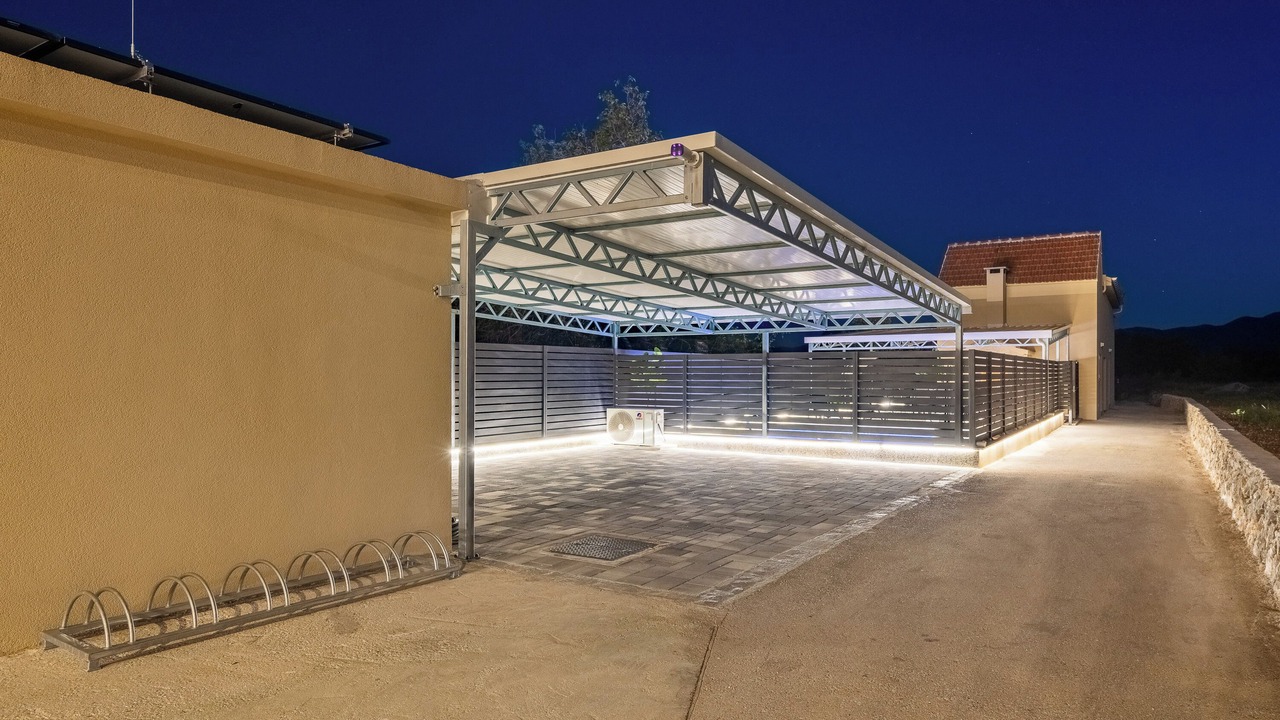 Photo of Outdoor in Sestanovac