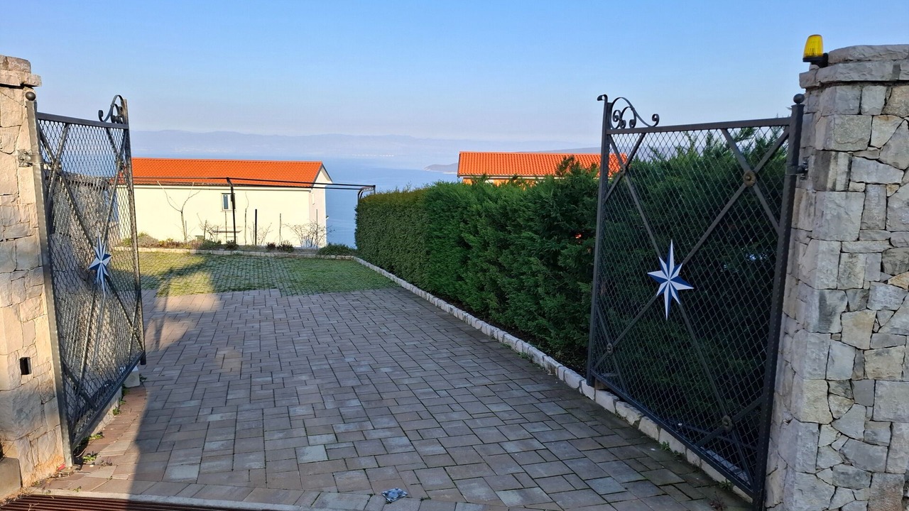 Photo of Outdoor in Zagore