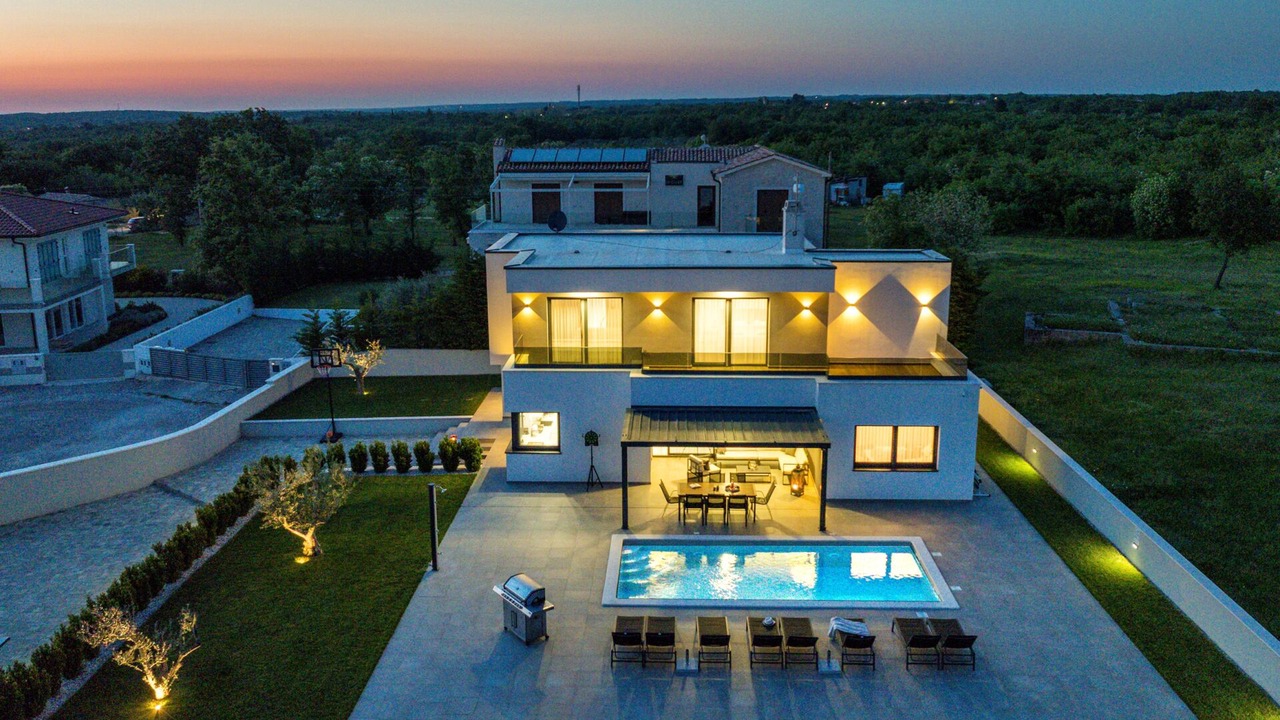 Photo of Outdoor in Jursici