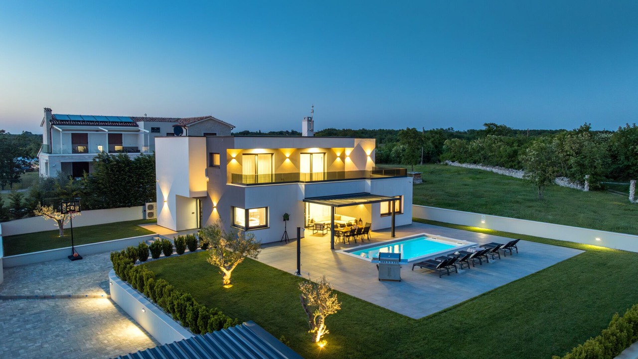 Photo of Outdoor in Jursici