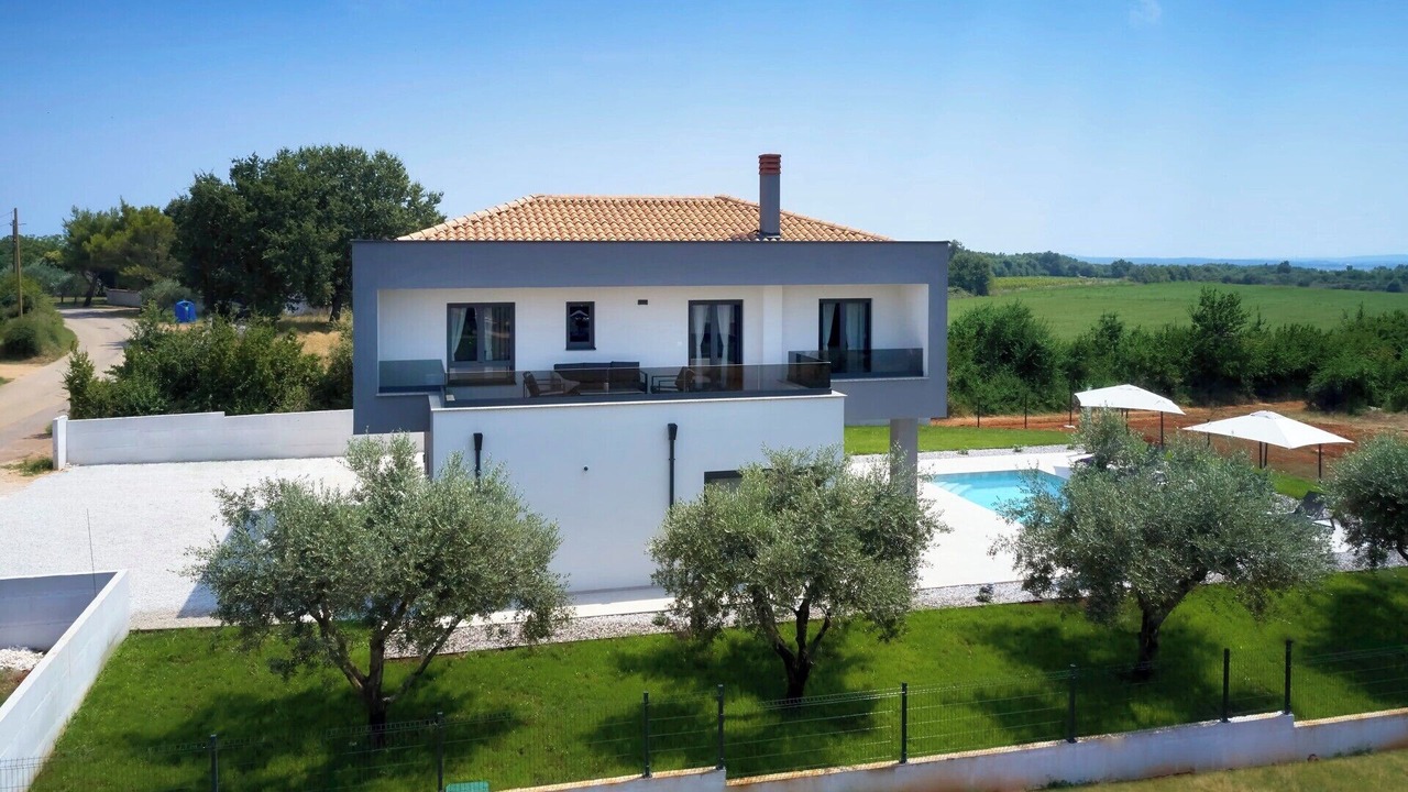 Photo of Outdoor in Loborika