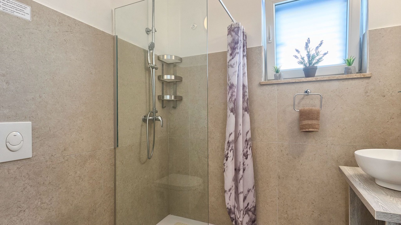 Photo of Bathroom in Muzini