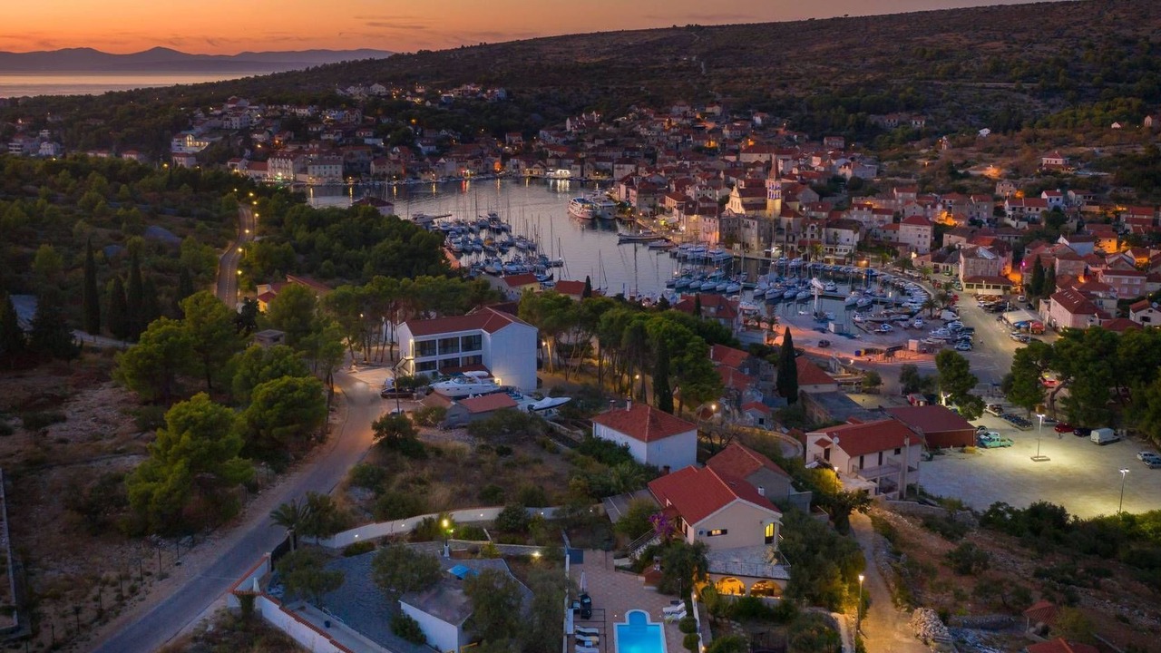 Photo of Others in Milna (Brac)