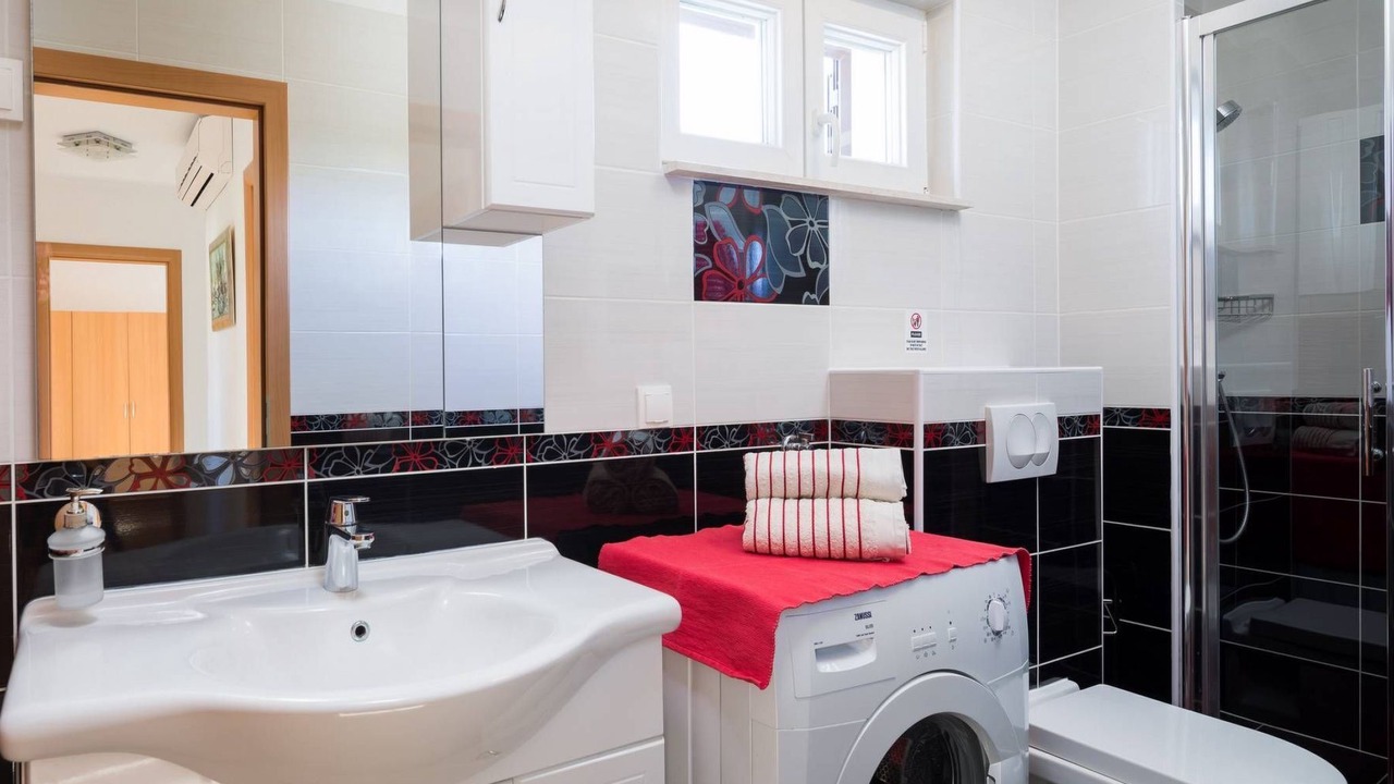 Photo of Bathroom in Milna (Brac)
