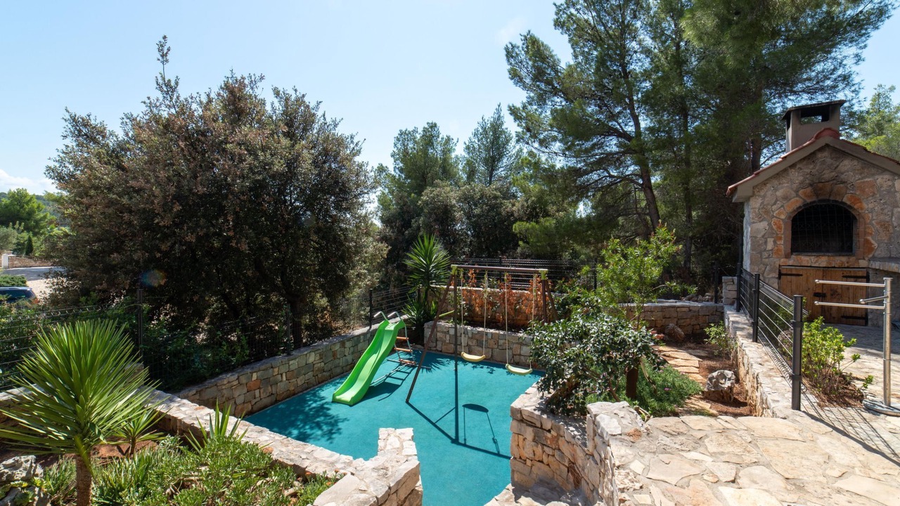 Photo of Outdoor in Milna (Brac)