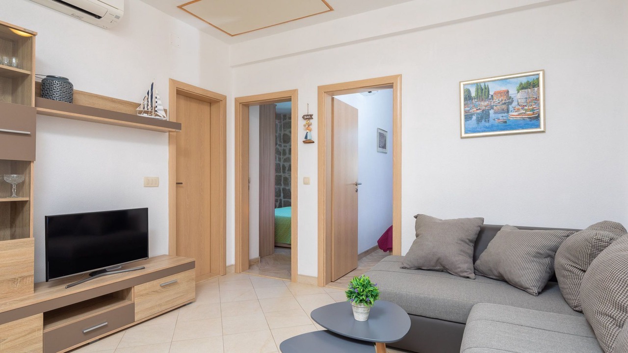 Photo of Livingroom in Blace