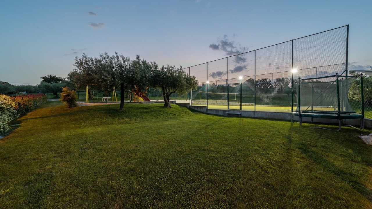 Photo of Outdoor in Materada