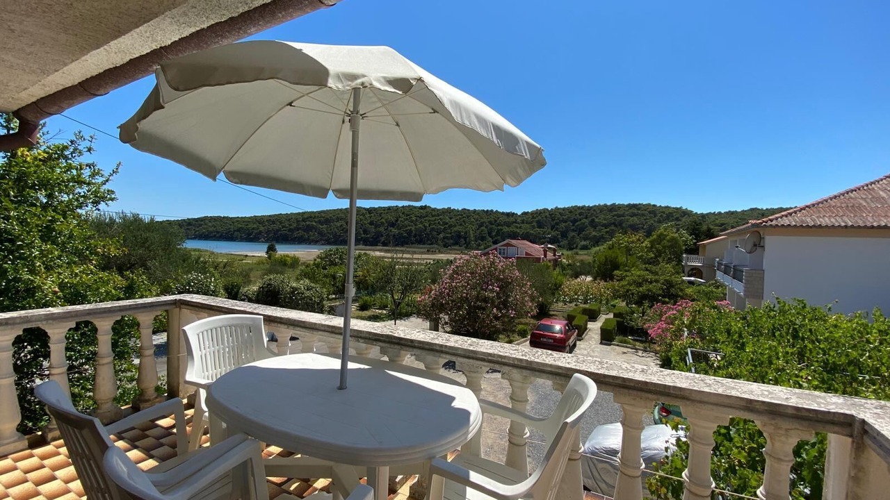 Photo of Outdoor in Suha Punta