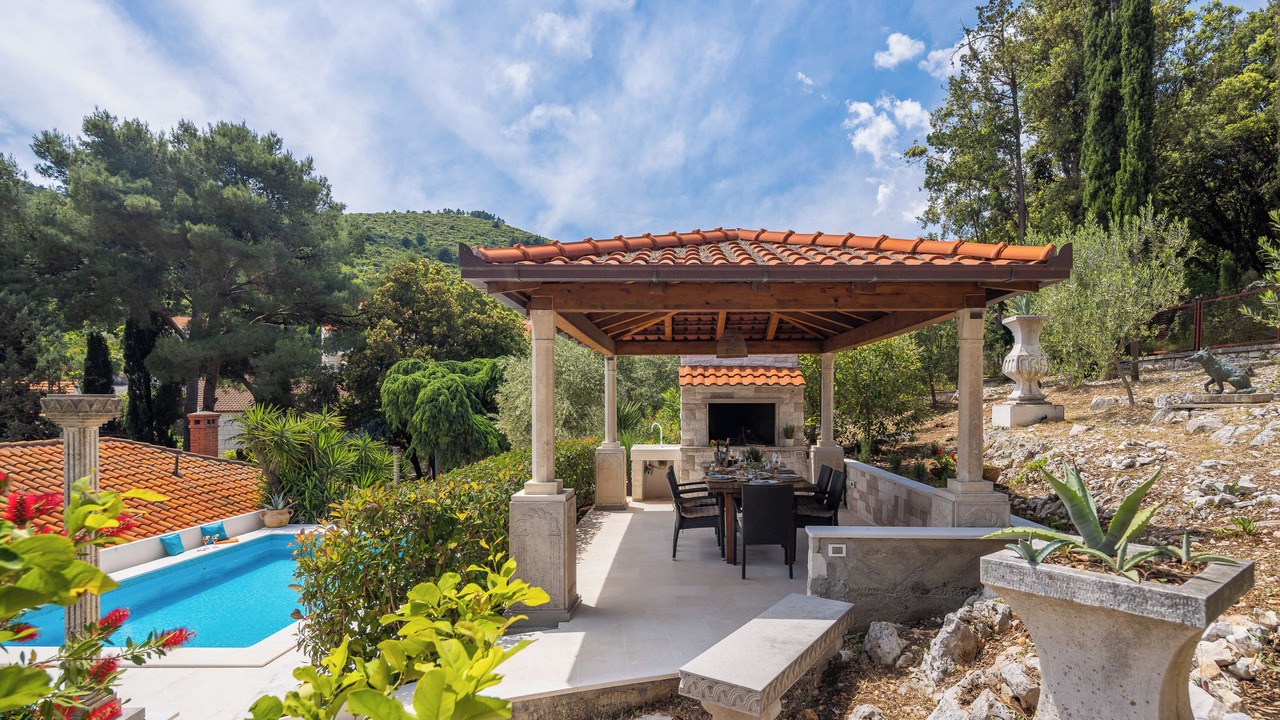 Photo of Outdoor in Cove Tri Zala (Zrnovo)