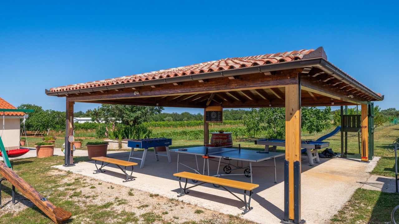 Photo of Outdoor in Gajana