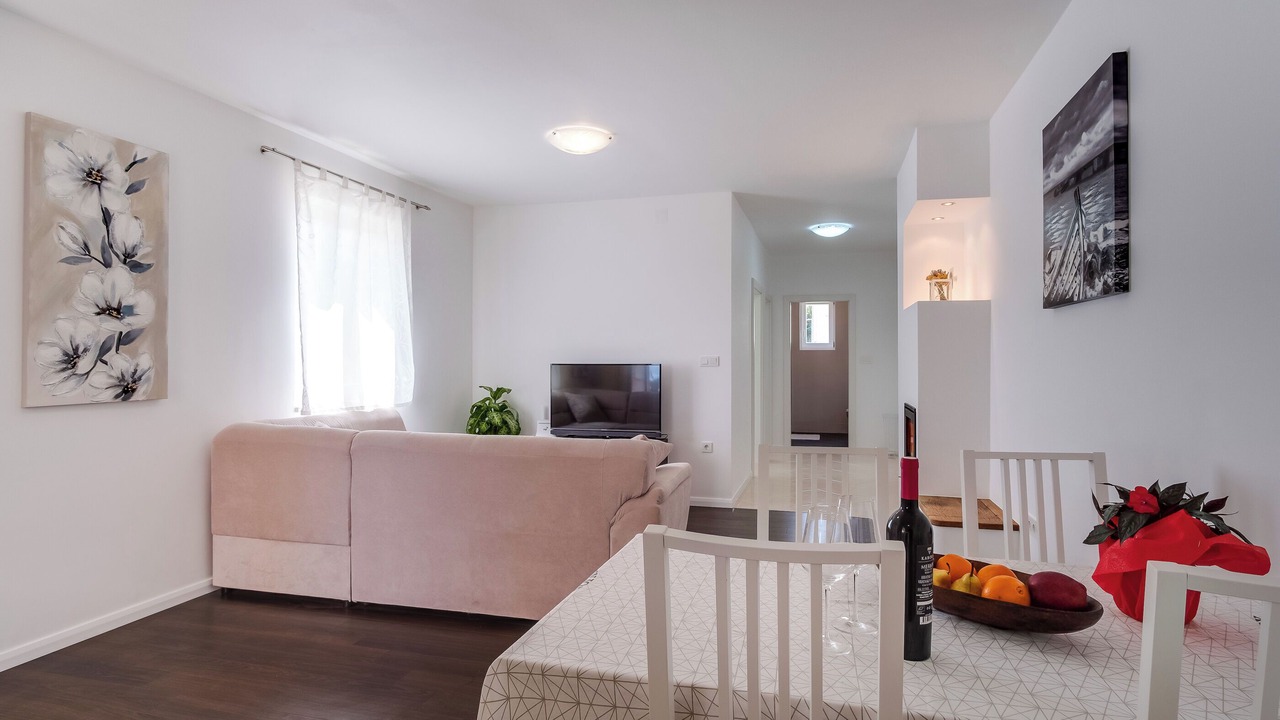 Photo of Livingroom in Nerezine