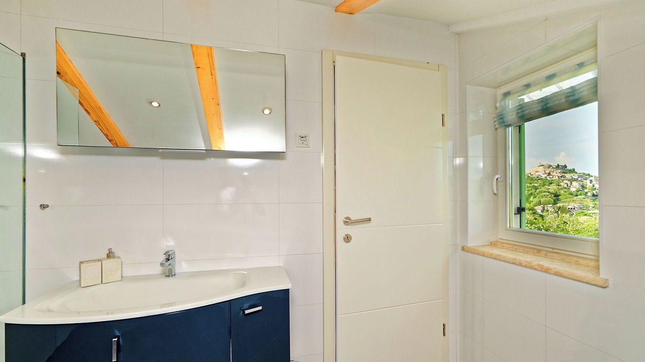 Photo of Bathroom in Motovun