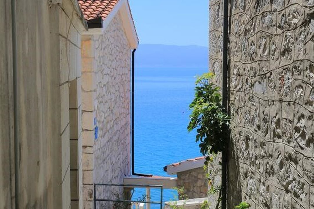 Photo of Outdoor in Brist