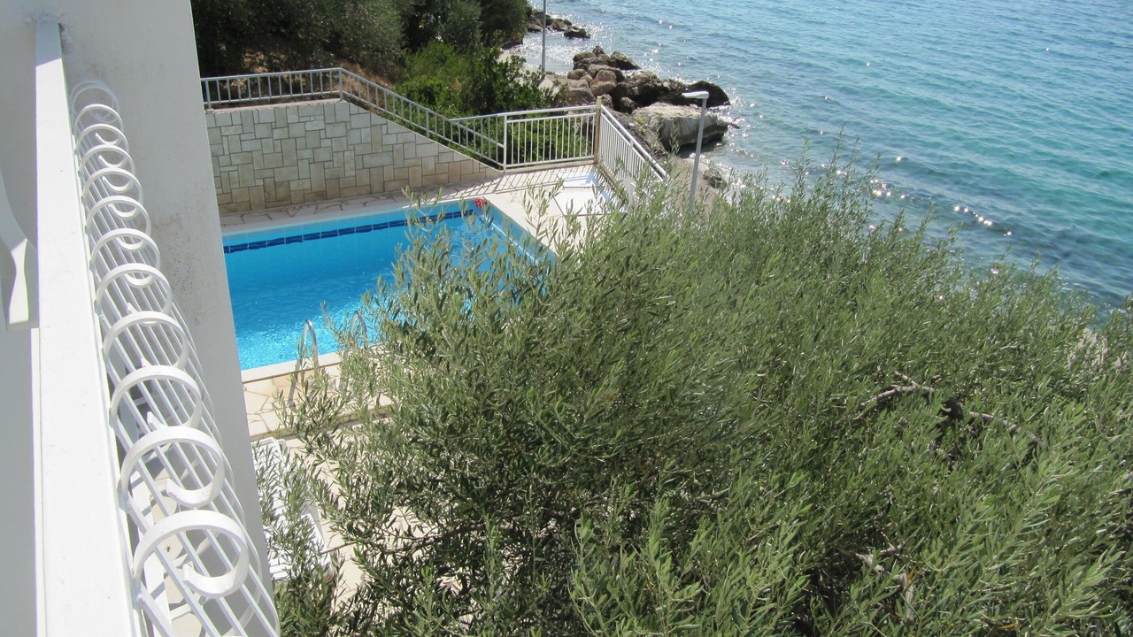 Photo of Outdoor in Brist