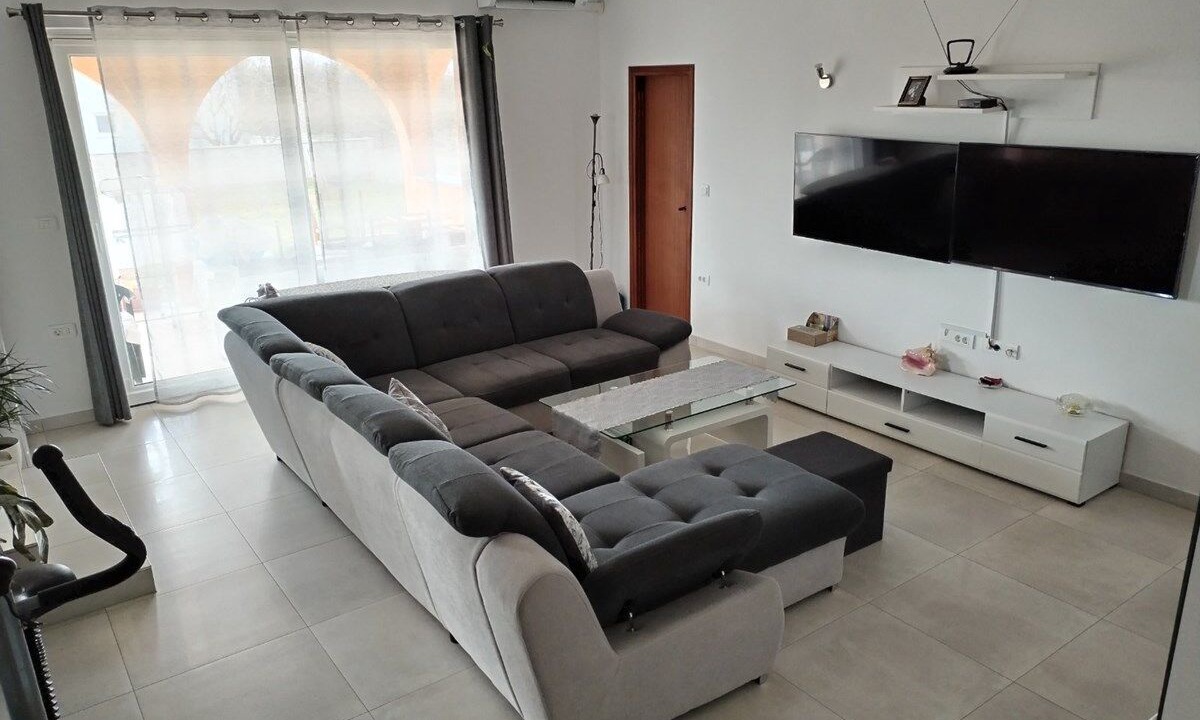 Photo of Livingroom in Skatari