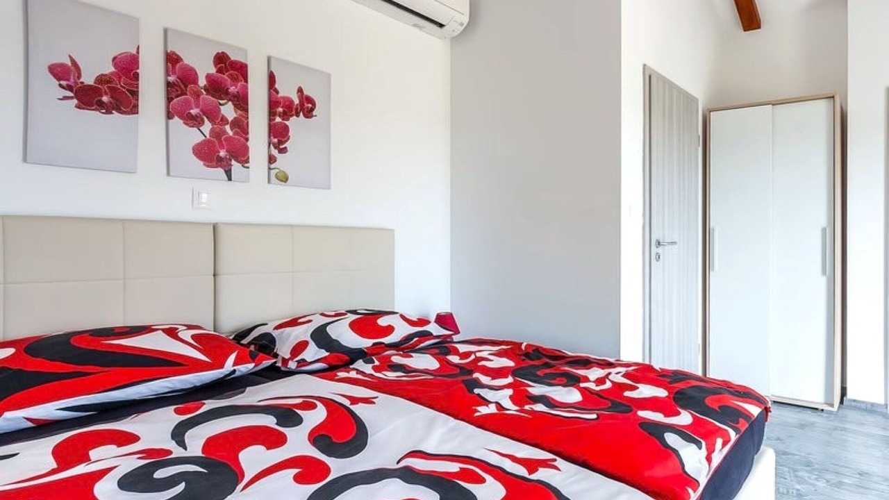 Photo of Bedroom in Valbandon