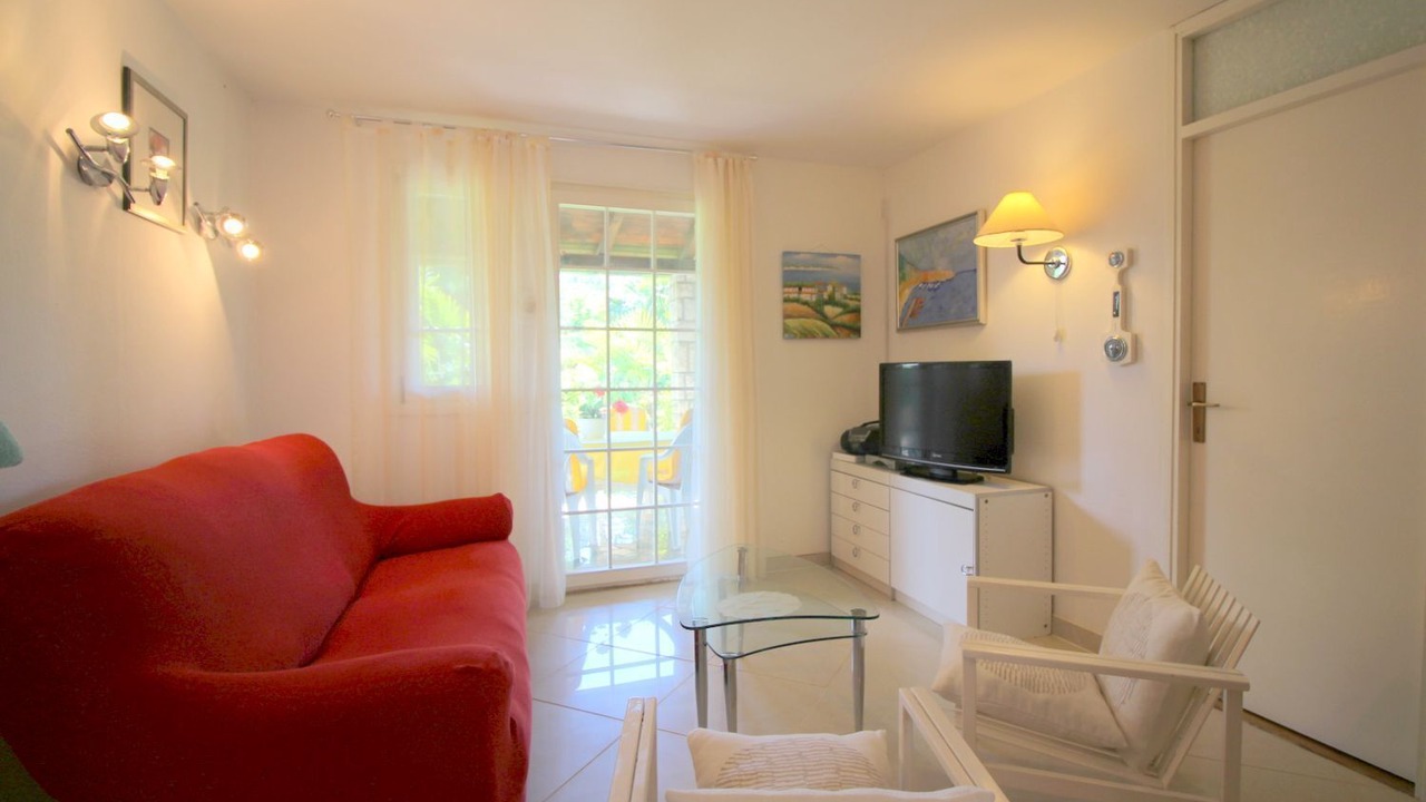 Photo of Livingroom in Mali Maj