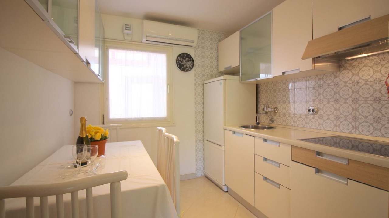 Photo of Kitchen in Mali Maj