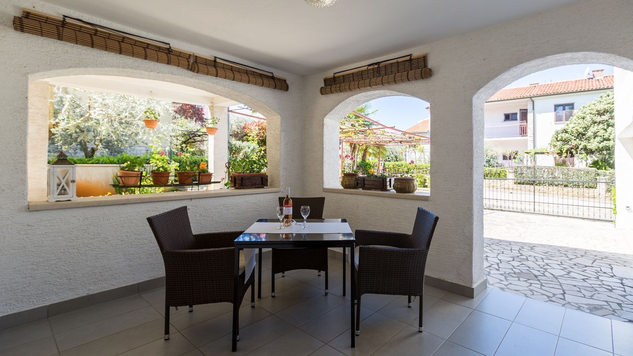 Photo of Outdoor in Spadici
