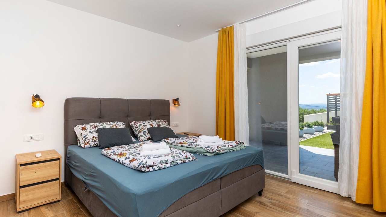 Photo of Bedroom in Smrika