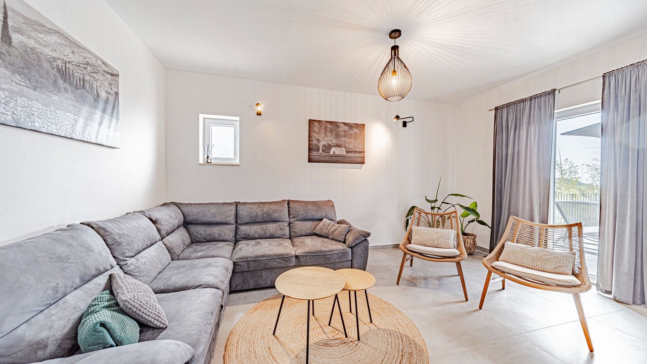 Photo of Livingroom in Molunat