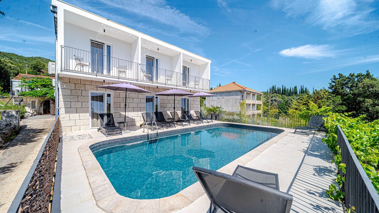 Photo of Outdoor in Molunat
