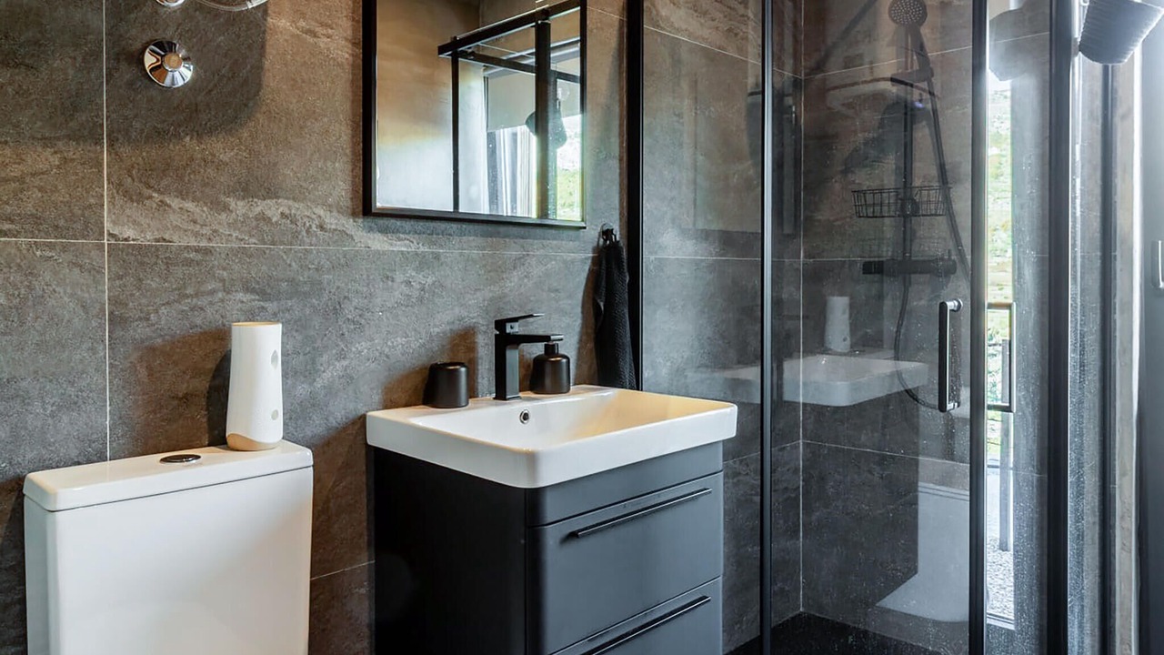 Photo of Bathroom in Tugare