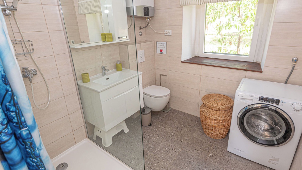 Photo of Bathroom in Oklaj