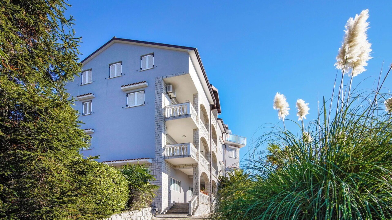 Photo of Patio Balcony in Rubesi