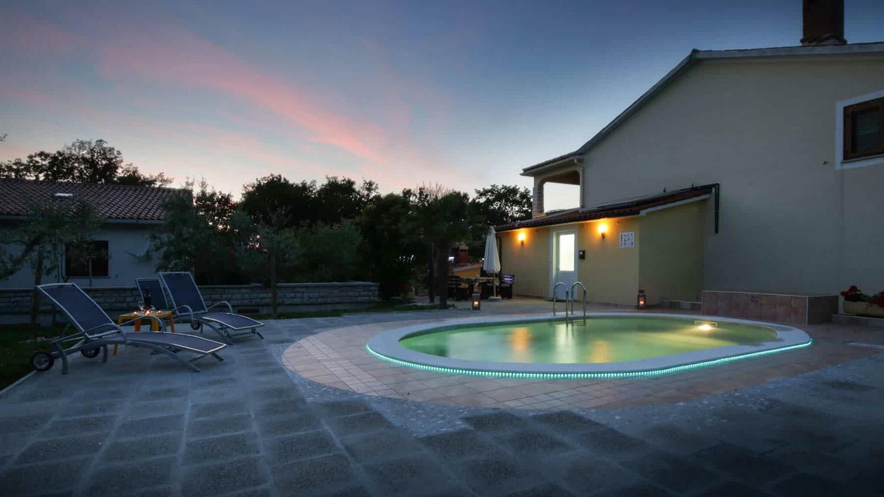Photo of Outdoor in Kapelica