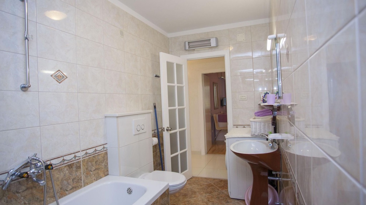Photo of Bathroom in Bidol