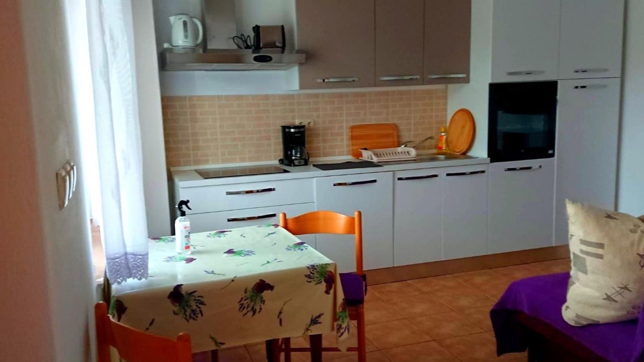 Photo of Kitchen in Suha Punta